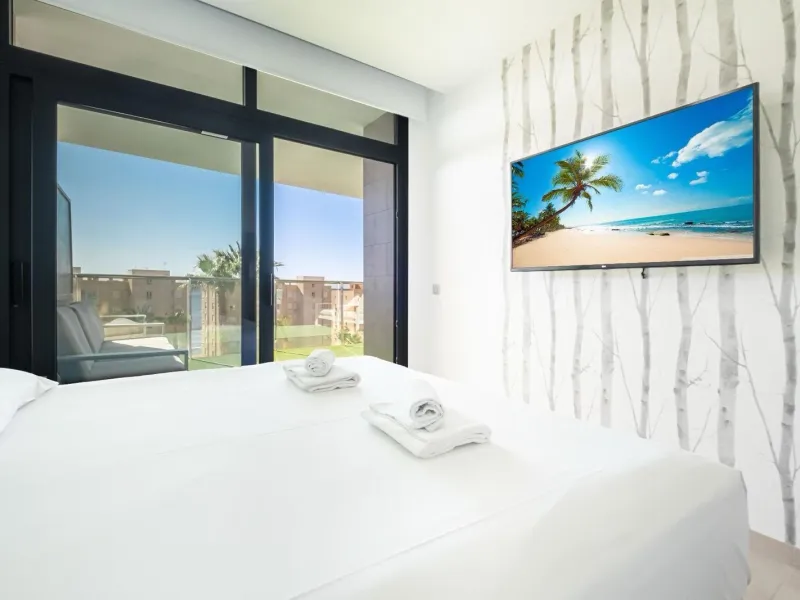 APARTAMENTO EN SUNSET CLIFFS · PLAYA DE PONIENTE · BENIDORM 🌅🌊