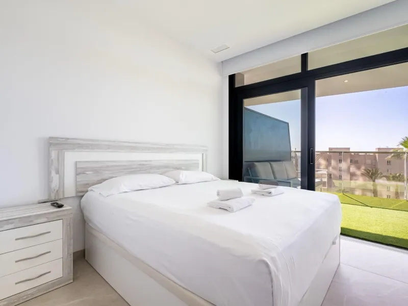 APARTAMENTO EN SUNSET CLIFFS · PLAYA DE PONIENTE · BENIDORM 🌅🌊