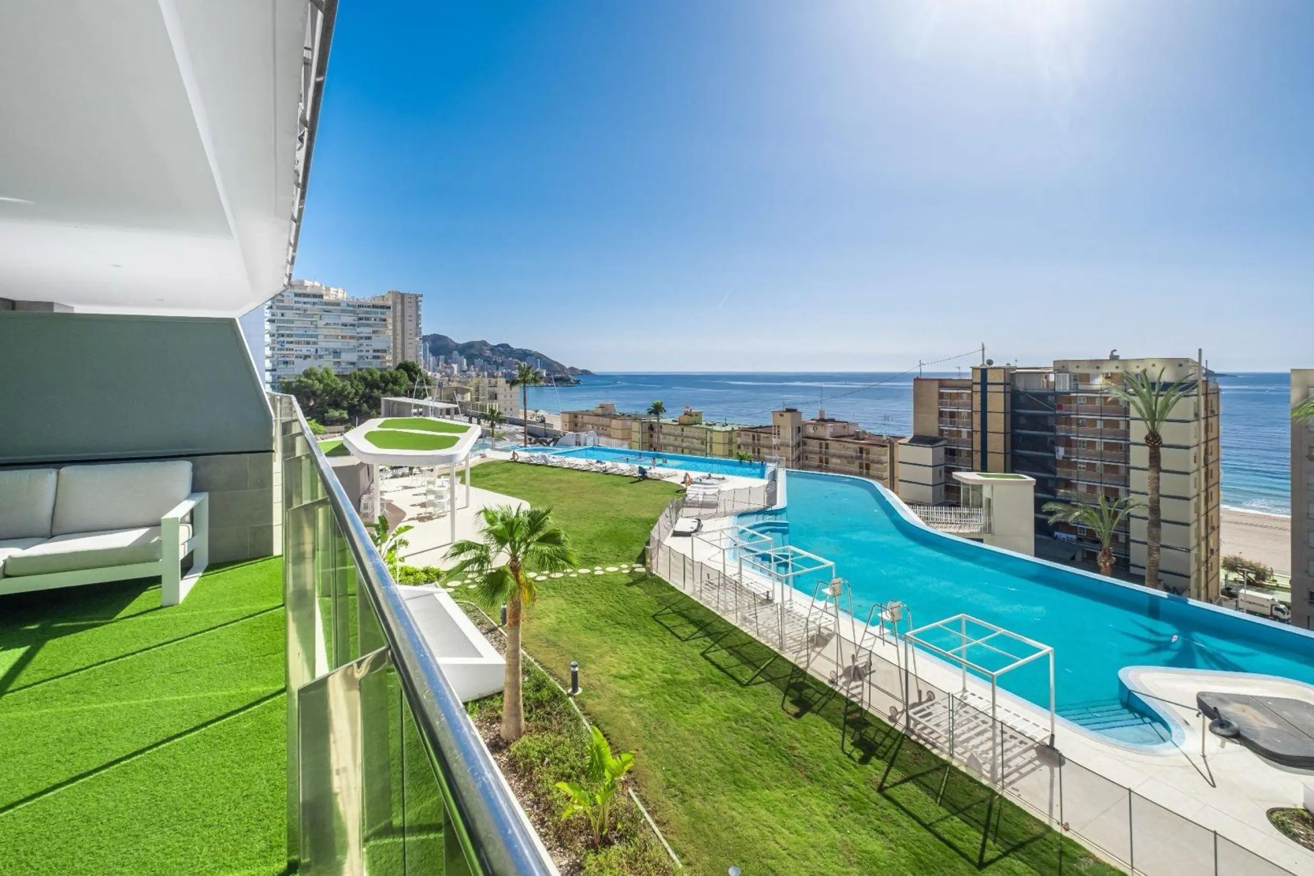 APARTAMENTO EN SUNSET CLIFFS · PLAYA DE PONIENTE · BENIDORM 🌅🌊