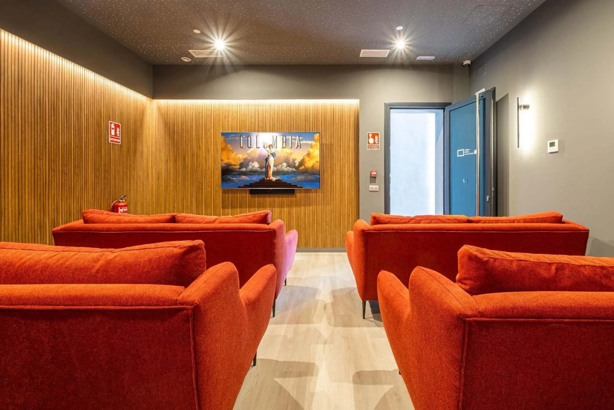 APARTAMENTO EN SUNSET CLIFFS · PLAYA DE PONIENTE · BENIDORM 🌅🌊