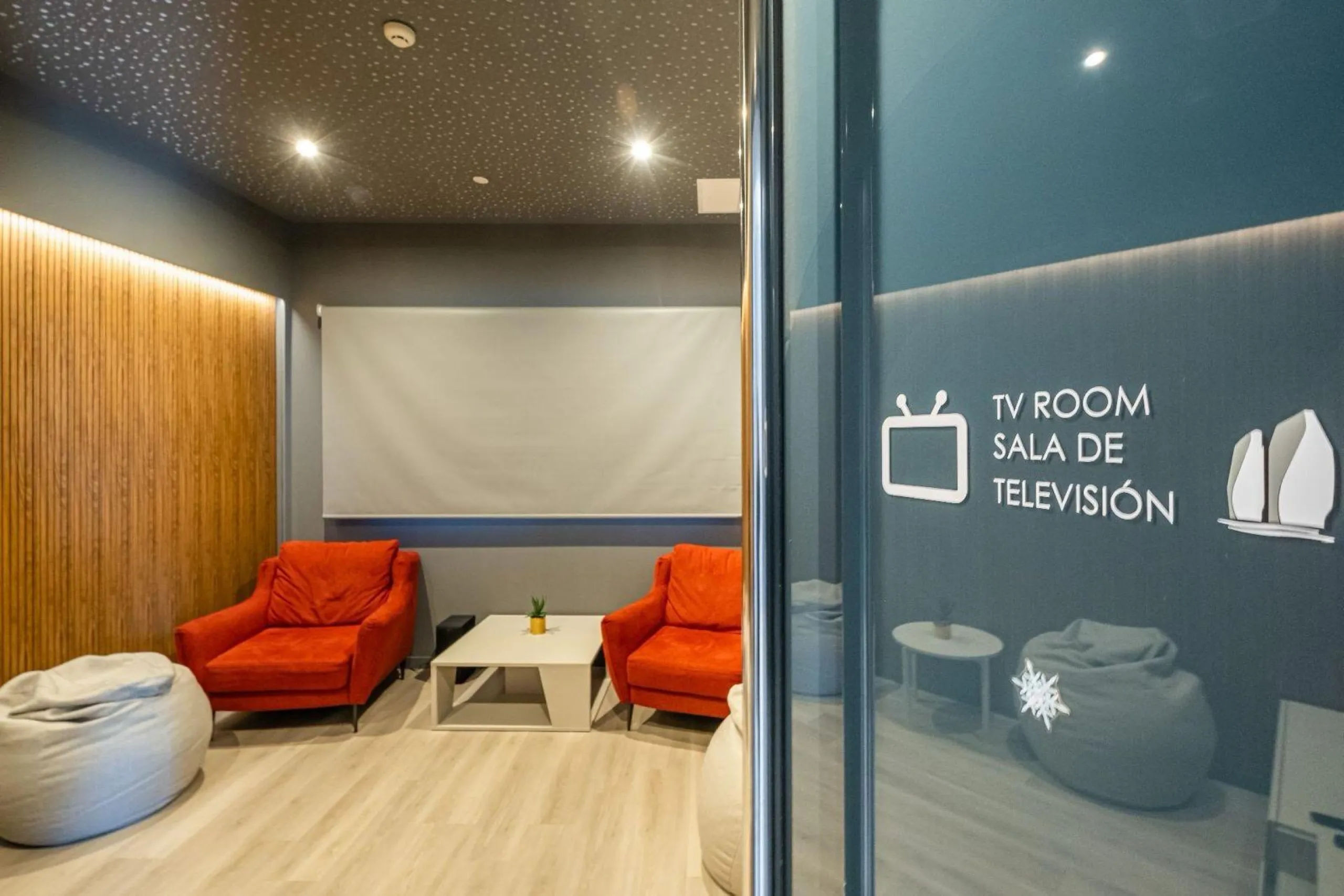 APARTAMENTO EN SUNSET CLIFFS · PLAYA DE PONIENTE · BENIDORM 🌅🌊
