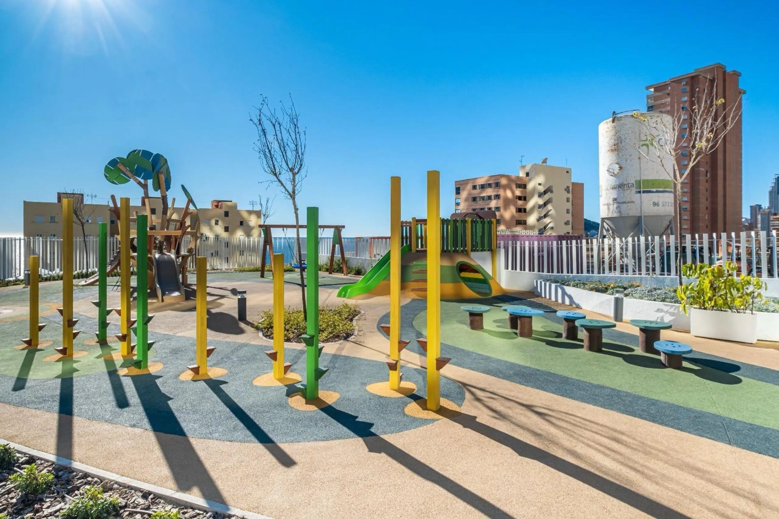 APARTAMENTO EN SUNSET CLIFFS · PLAYA DE PONIENTE · BENIDORM 🌅🌊