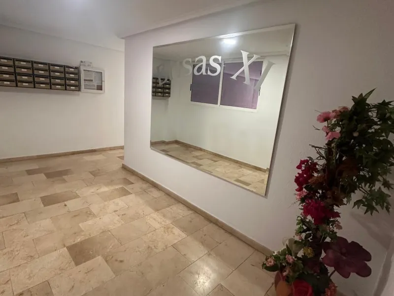 Ático Semireformado en Playa del Cura, Torrevieja - Oportunidad Única