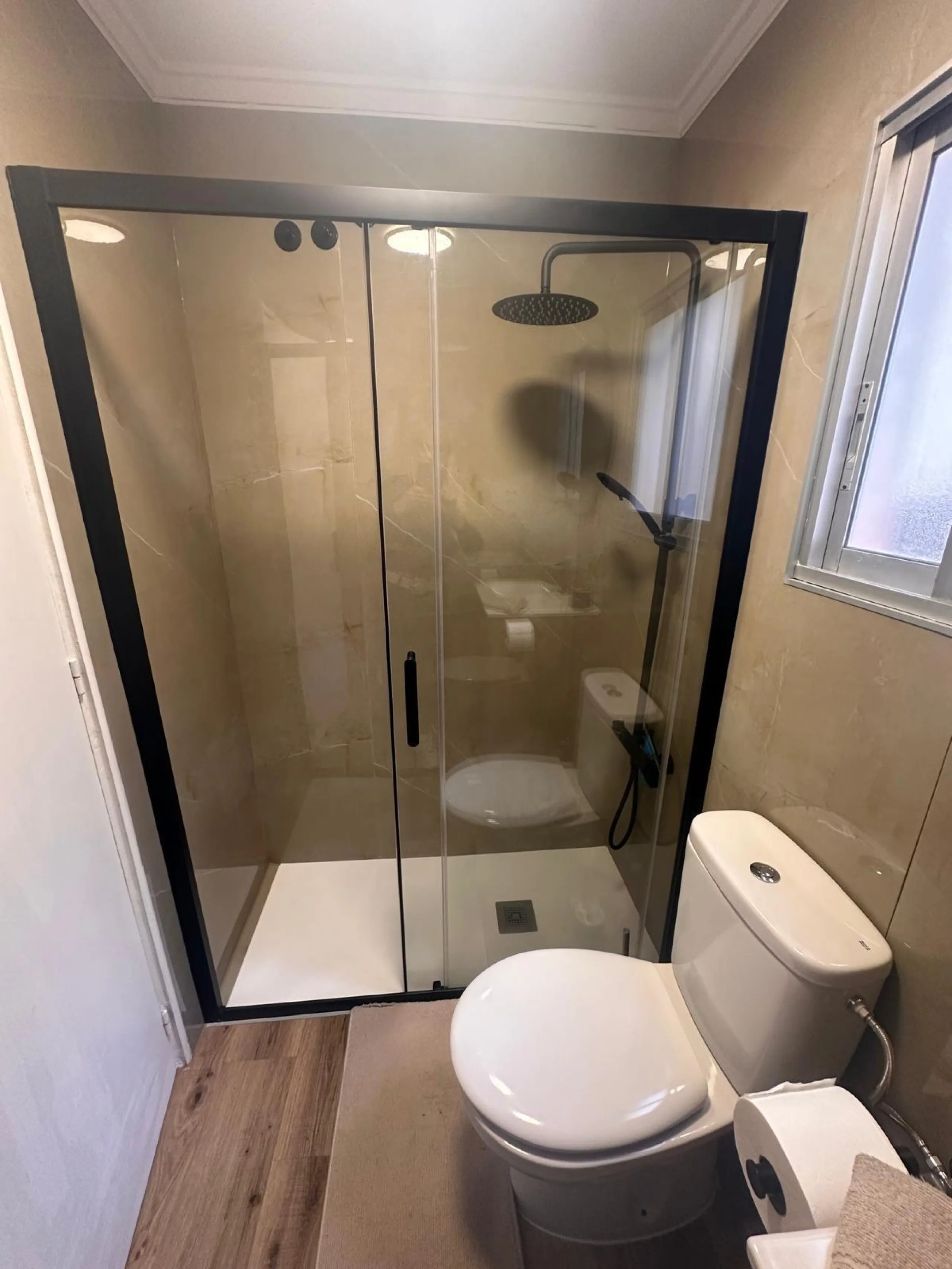 Ático Semireformado en Playa del Cura, Torrevieja - Oportunidad Única