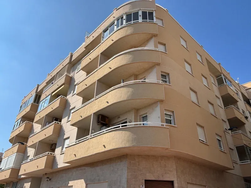 APARTAMENTO CON VISTAS AL MAR EN CALLE LA SAL