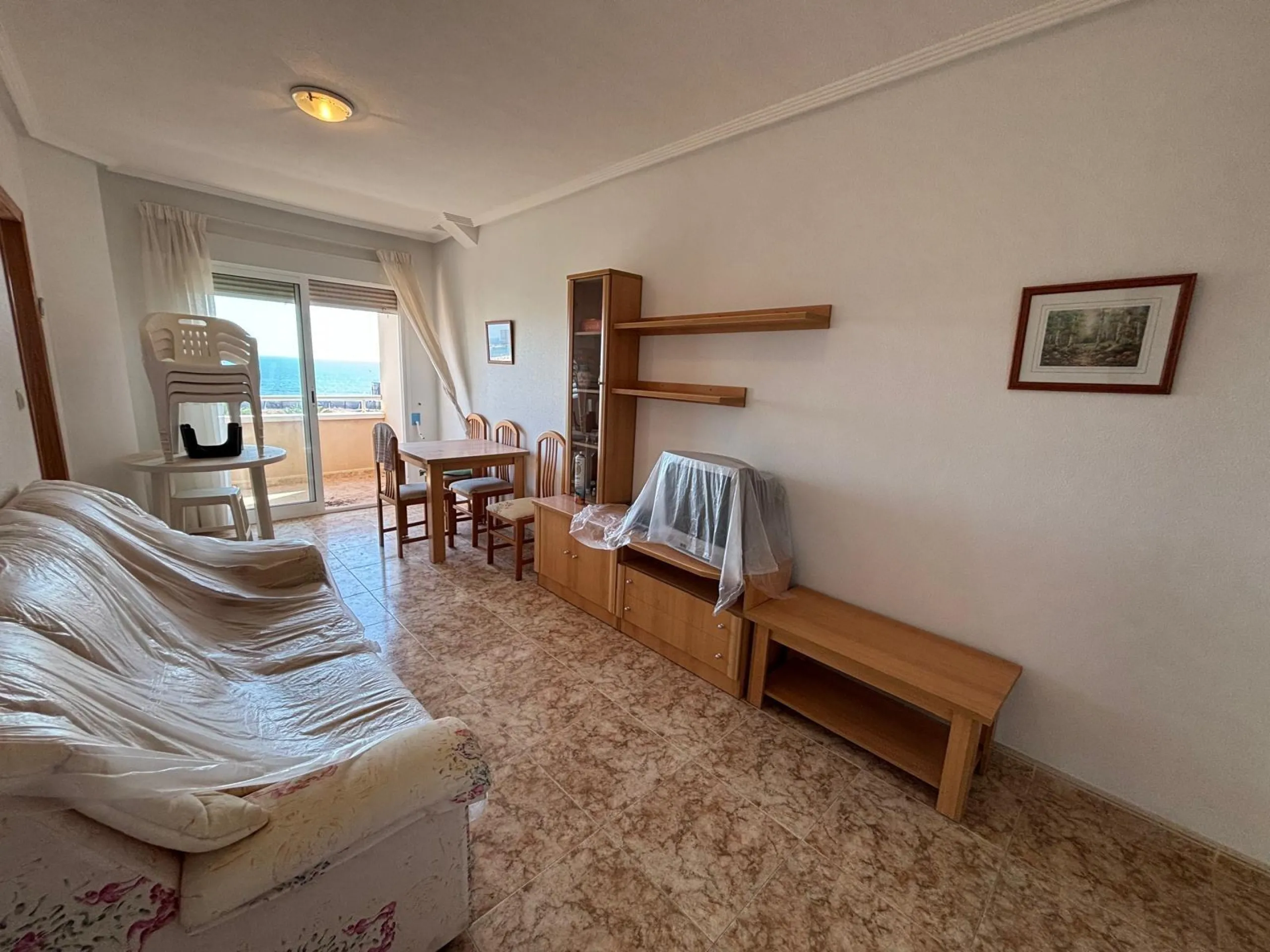 APARTAMENTO CON VISTAS AL MAR EN CALLE LA SAL