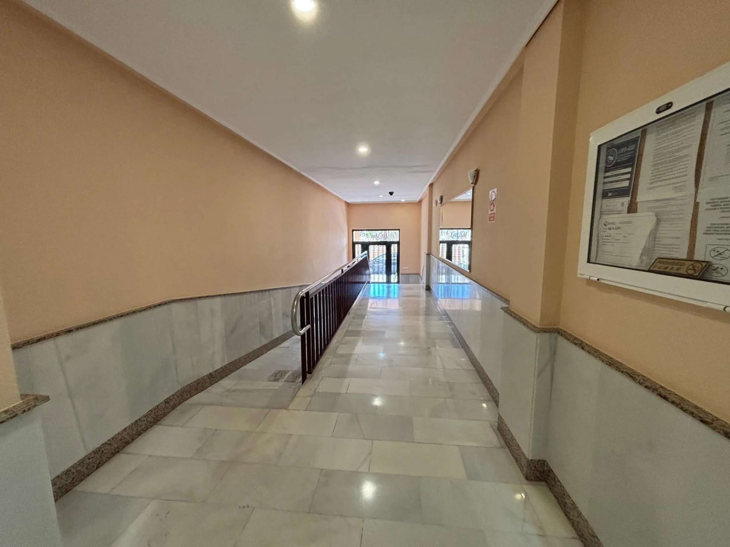 APARTAMENTO CON VISTAS AL MAR EN CALLE LA SAL