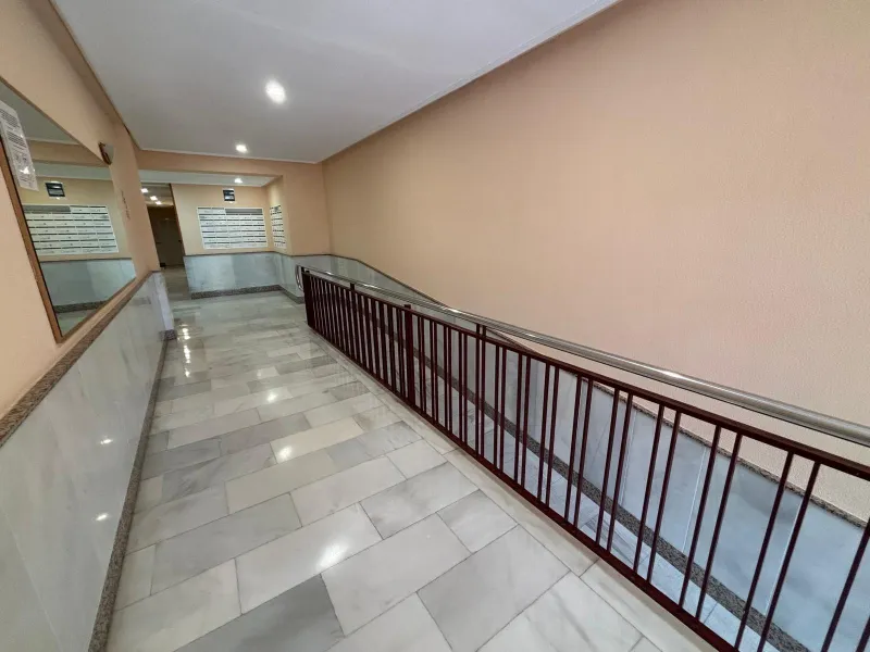 APARTAMENTO CON VISTAS AL MAR EN CALLE LA SAL