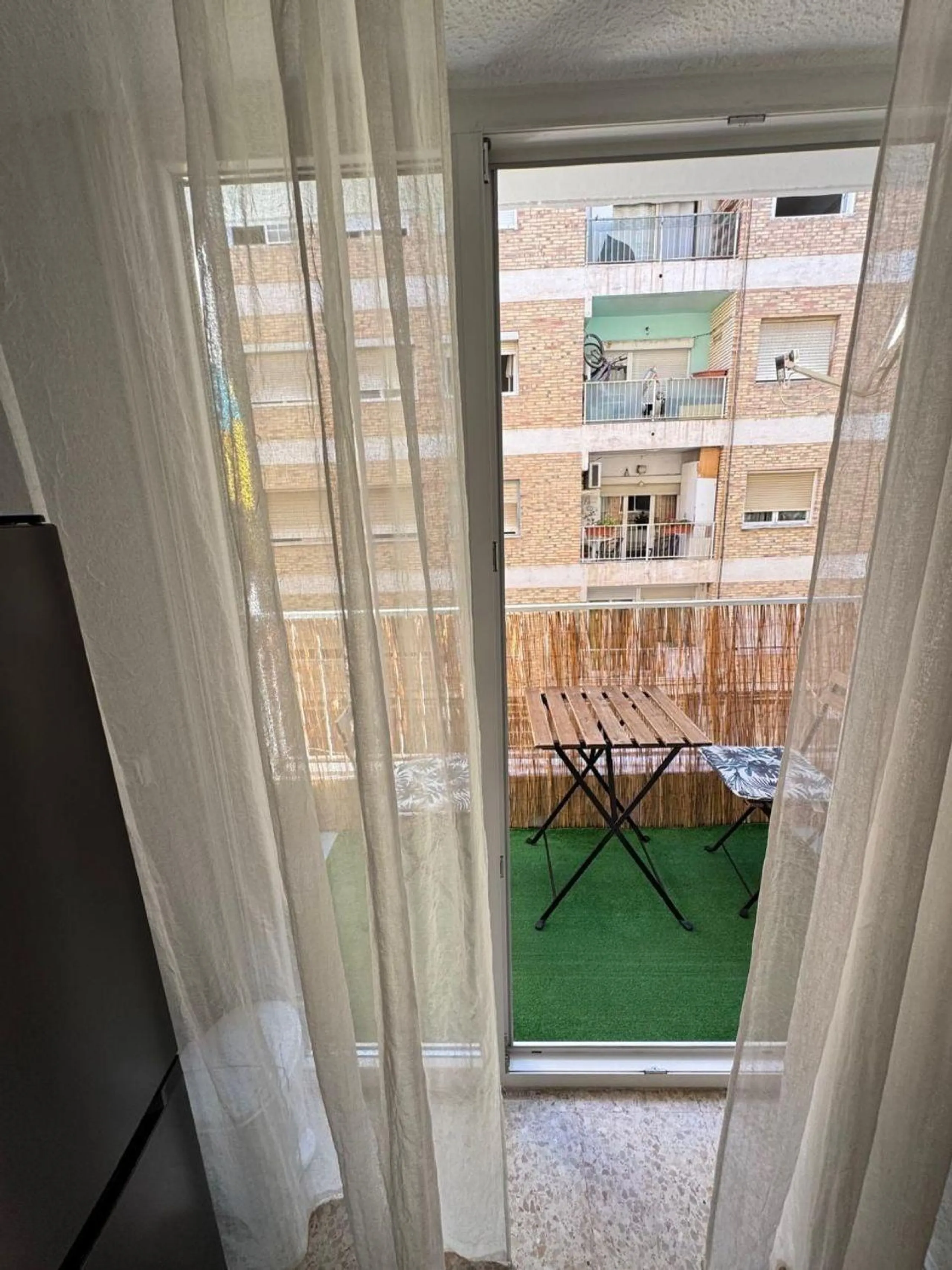 Spacious Apartment in Alonso Cano - Carolinas Altas, Alicante - Unique Opportunity on the Second Floor