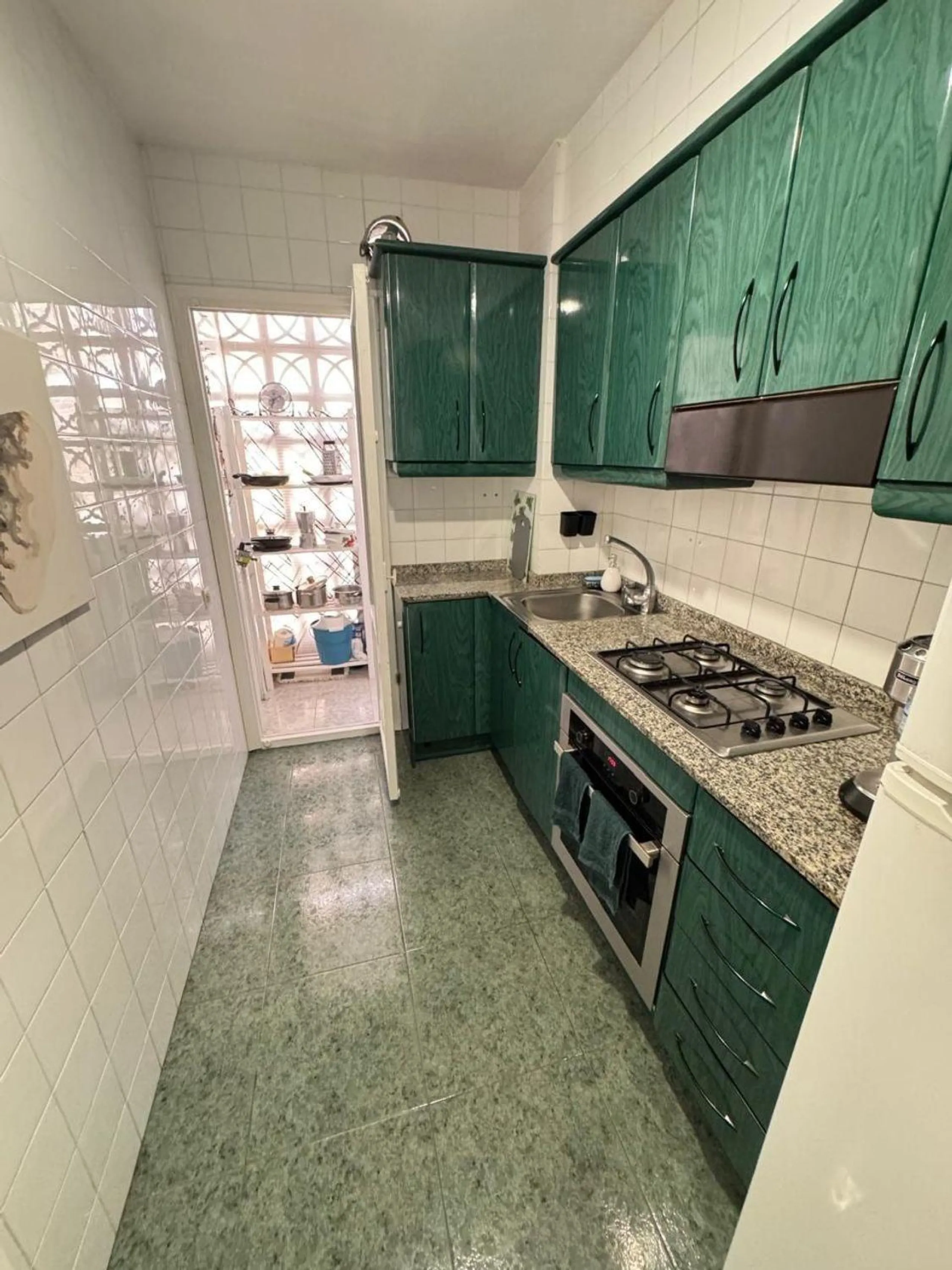 Spacious Apartment in Alonso Cano - Carolinas Altas, Alicante - Unique Opportunity on the Second Floor