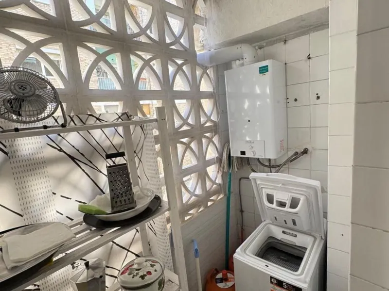 Spacious Apartment in Alonso Cano - Carolinas Altas, Alicante - Unique Opportunity on the Second Floor