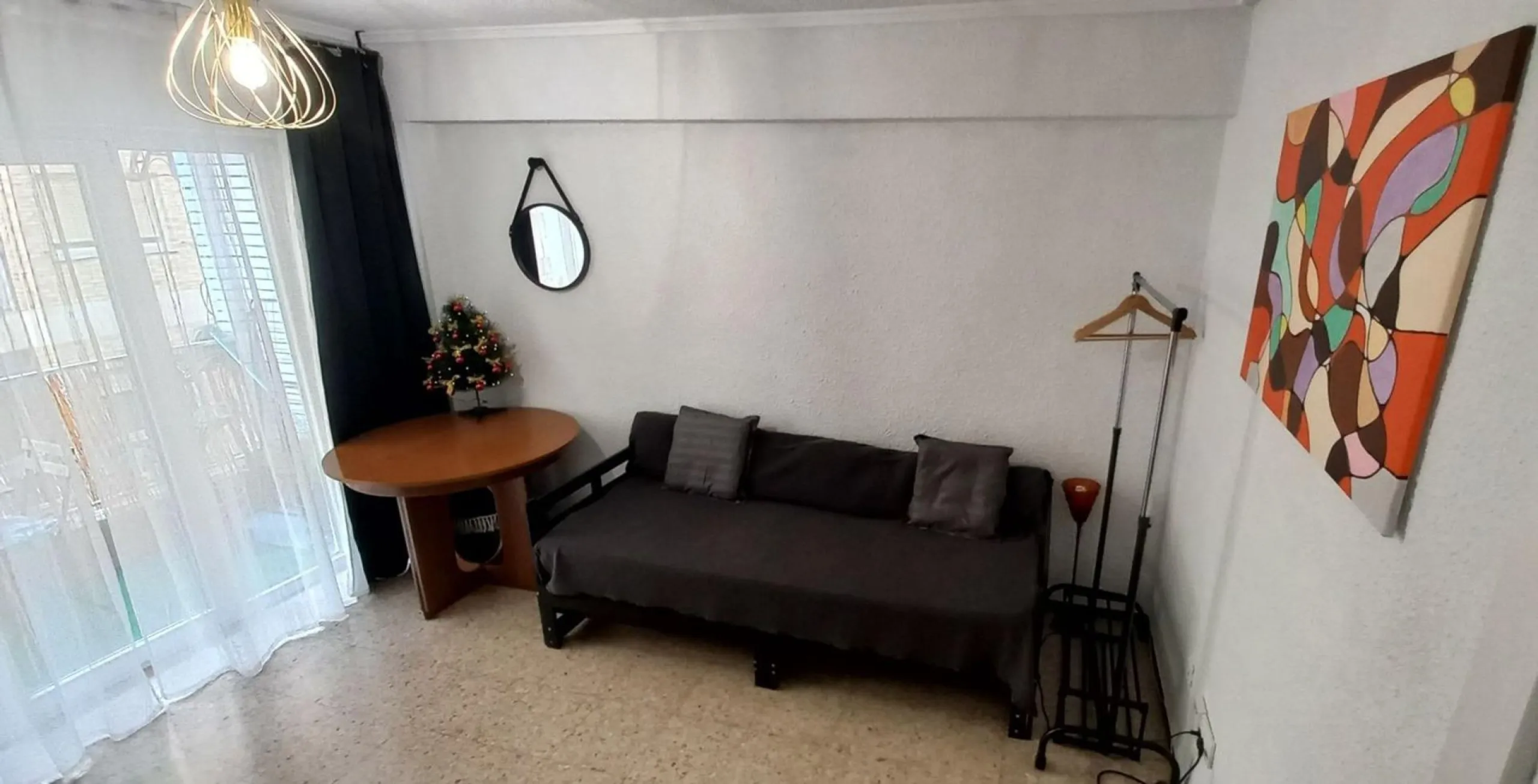 Spacious Apartment in Alonso Cano - Carolinas Altas, Alicante - Unique Opportunity on the Second Floor