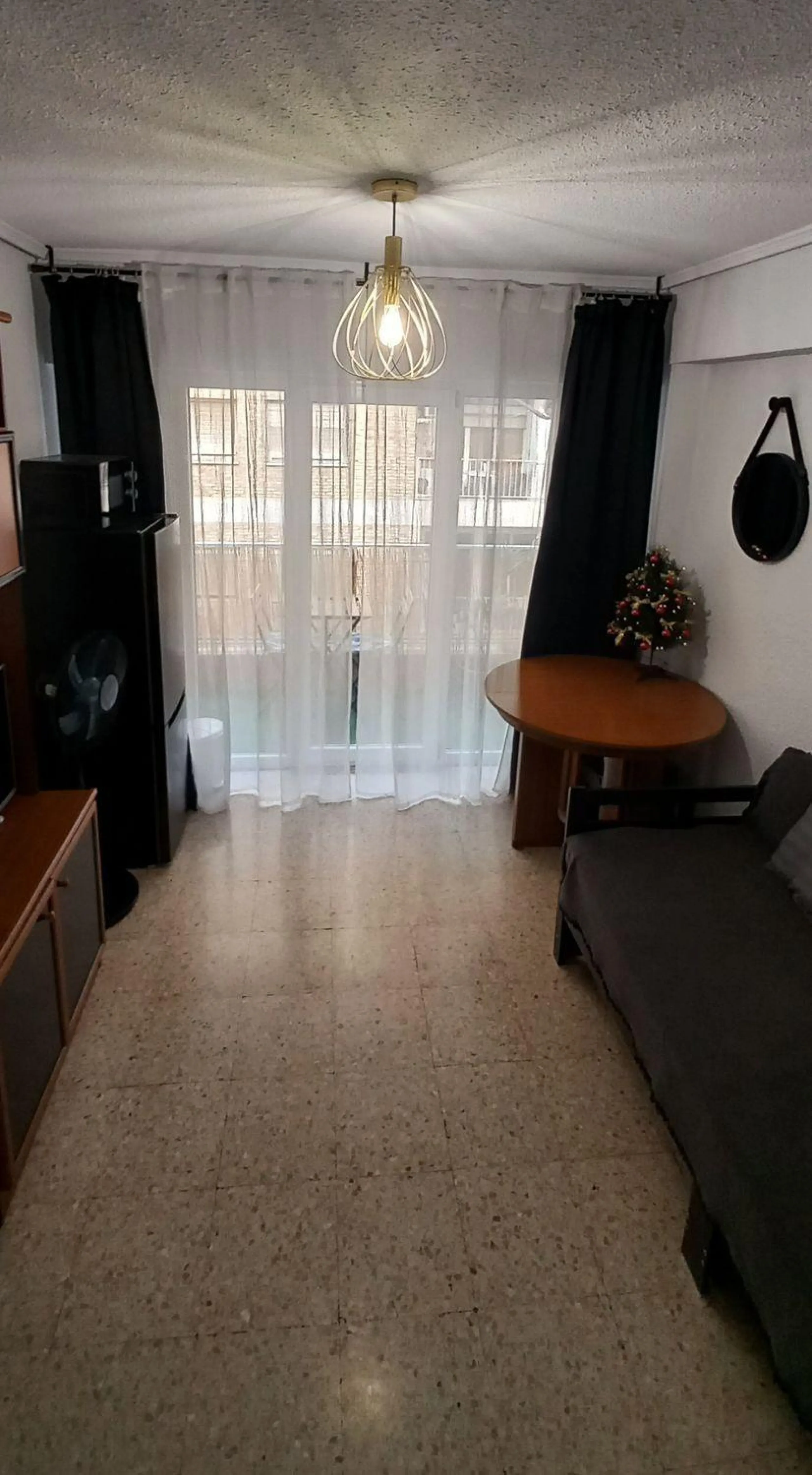 Spacious Apartment in Alonso Cano - Carolinas Altas, Alicante - Unique Opportunity on the Second Floor