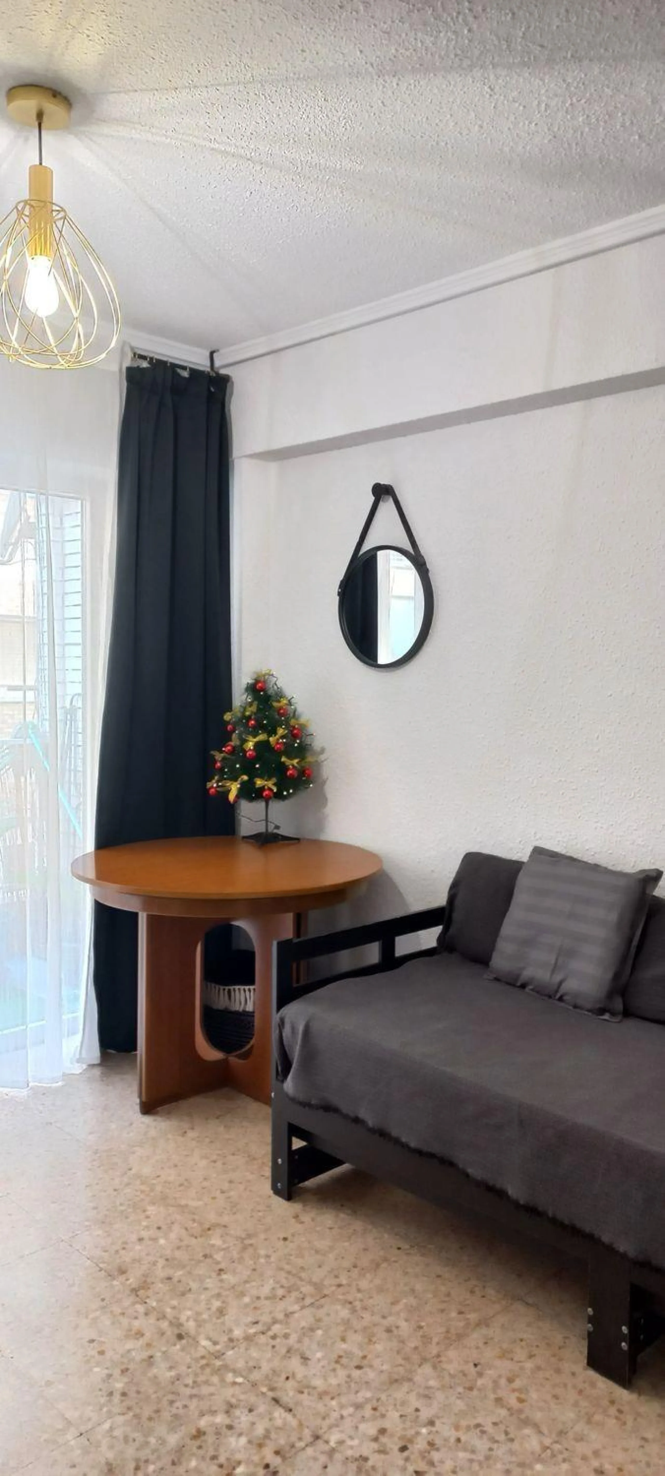 Spacious Apartment in Alonso Cano - Carolinas Altas, Alicante - Unique Opportunity on the Second Floor