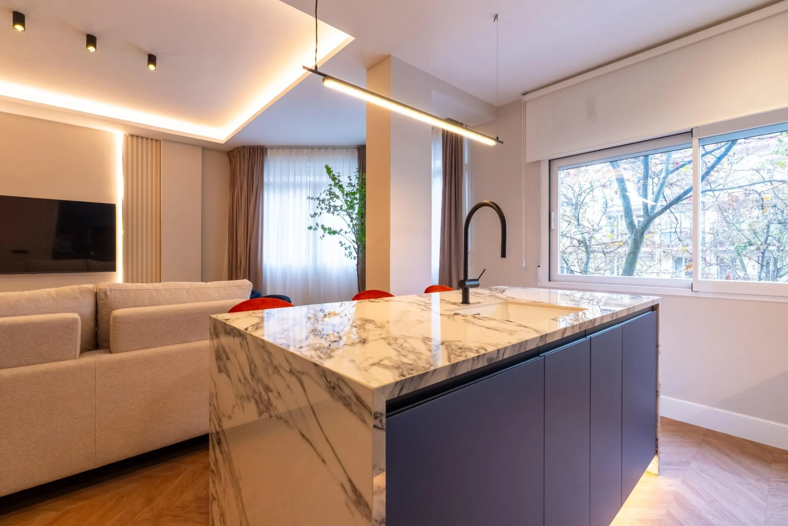 PISO REFORMADO CON TERRAZA Y GARAJE EN LISTA | BARRIO DE SALAMANCA