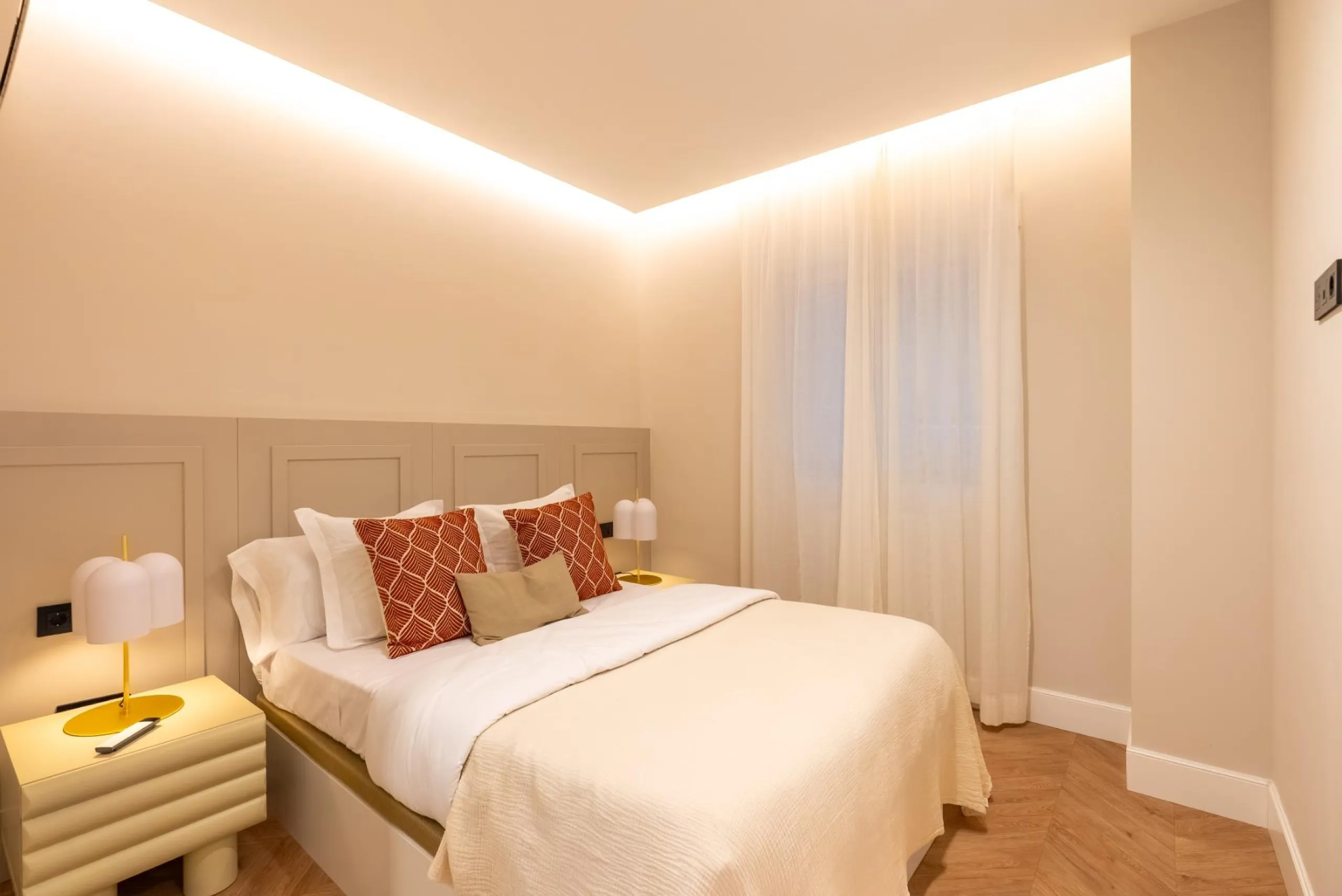 PISO REFORMADO CON TERRAZA Y GARAJE EN LISTA | BARRIO DE SALAMANCA