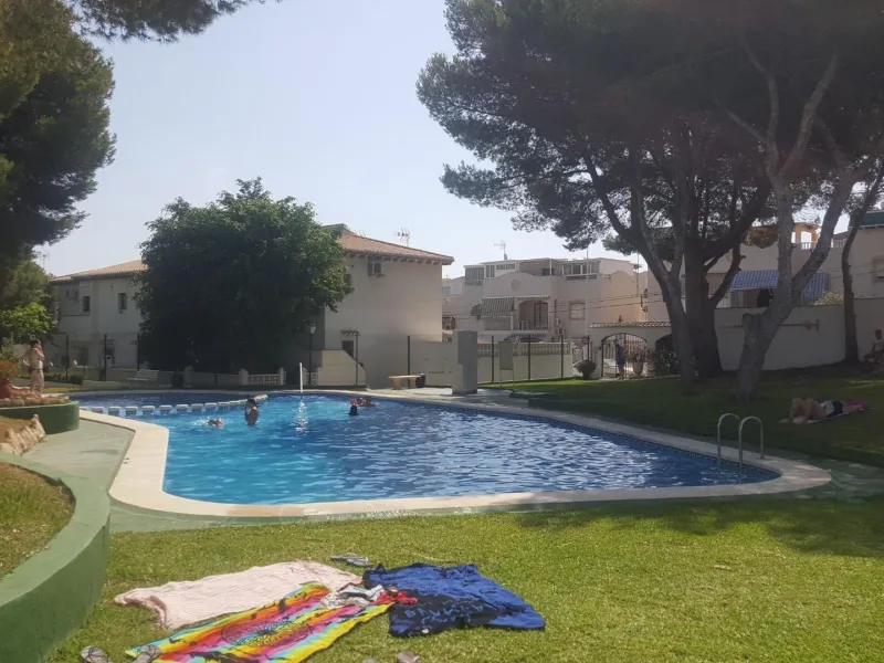 Cozy Renovated Bungalow in Lago Jardín, Torrevieja