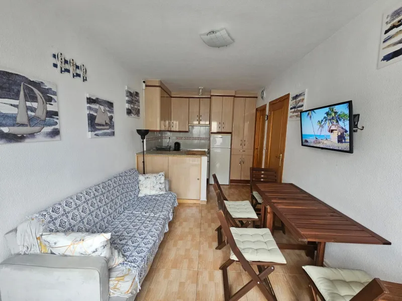 Cozy Renovated Bungalow in Lago Jardín, Torrevieja
