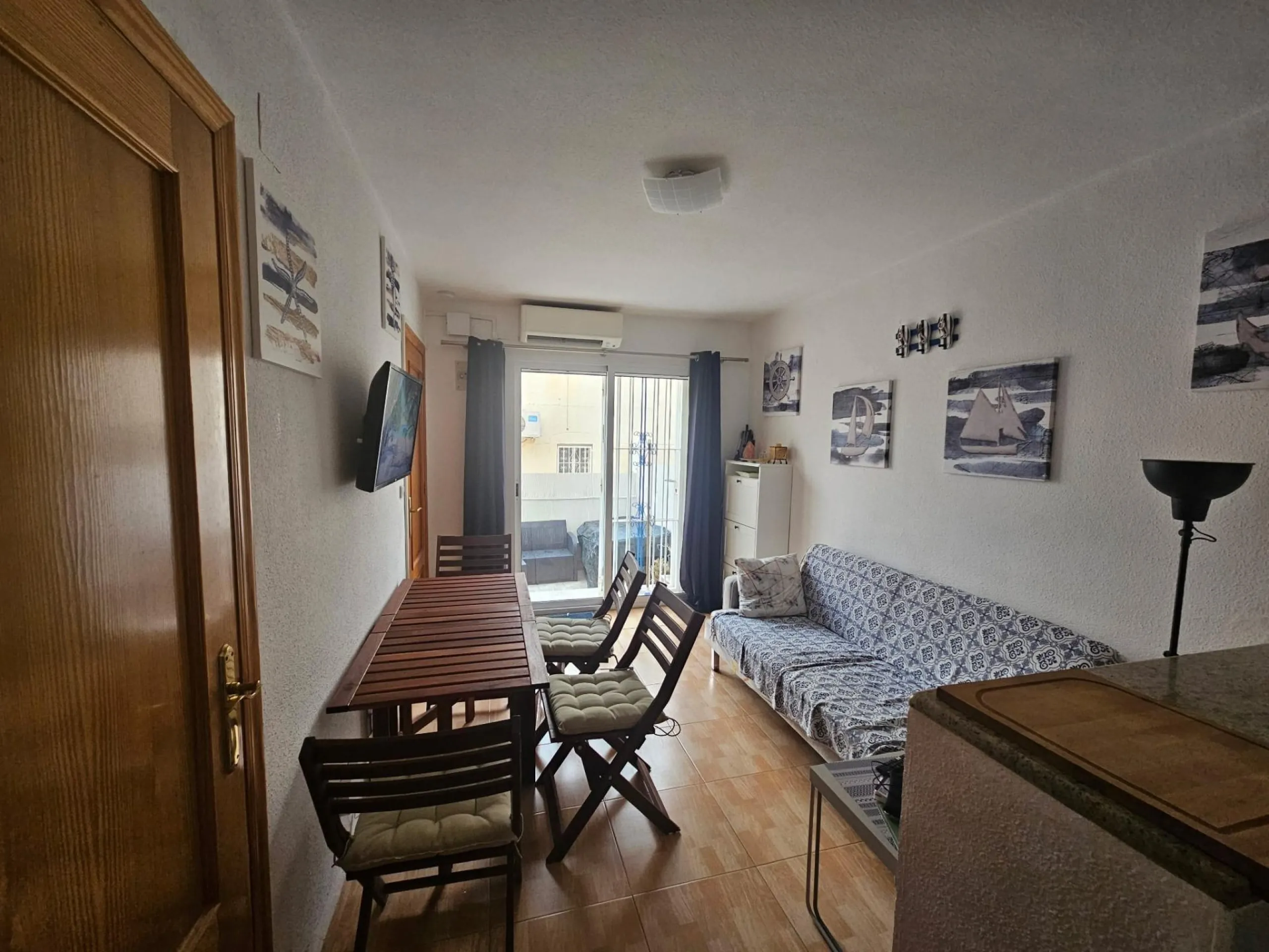 Cozy Renovated Bungalow in Lago Jardín, Torrevieja