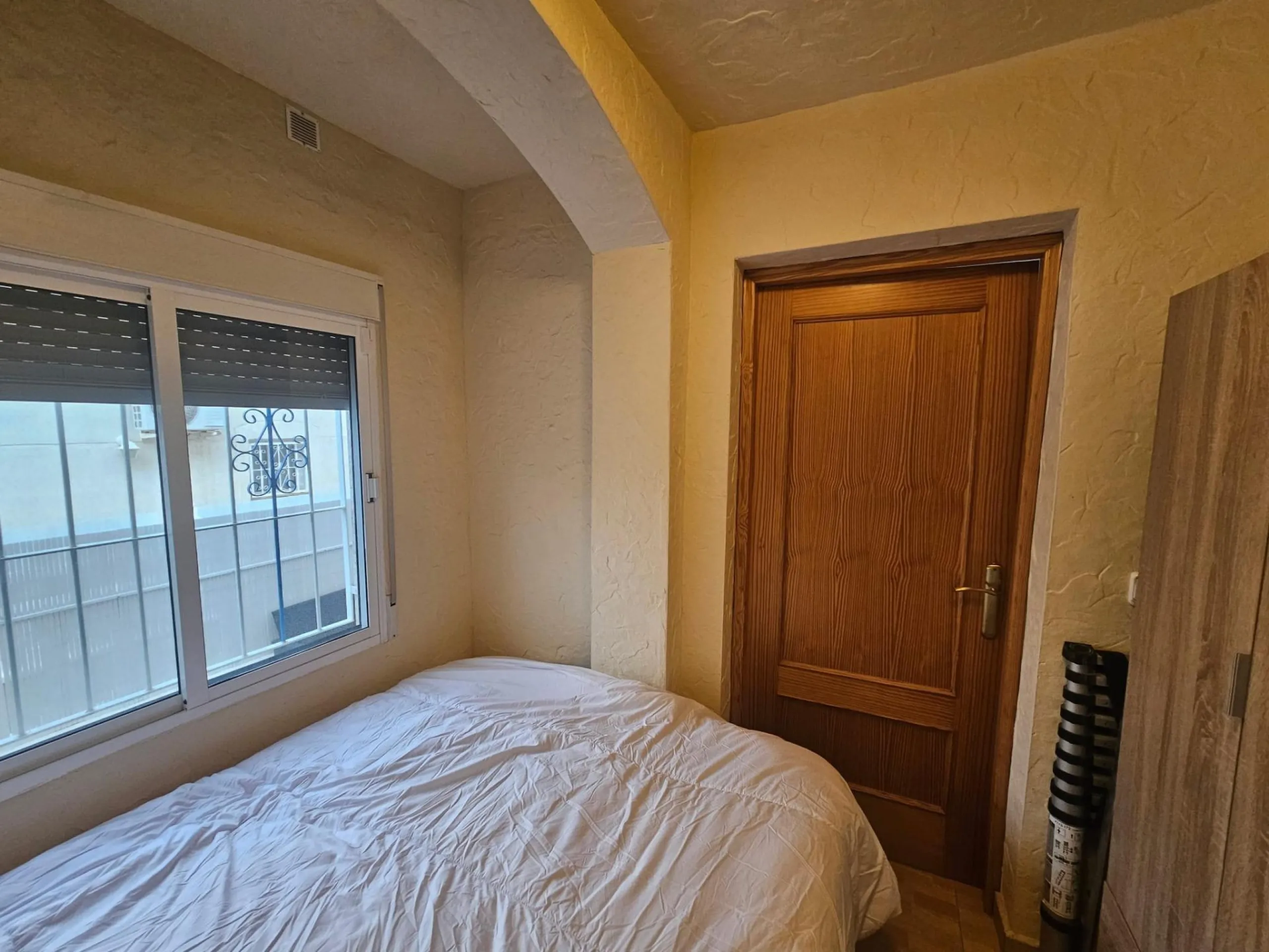 Cozy Renovated Bungalow in Lago Jardín, Torrevieja