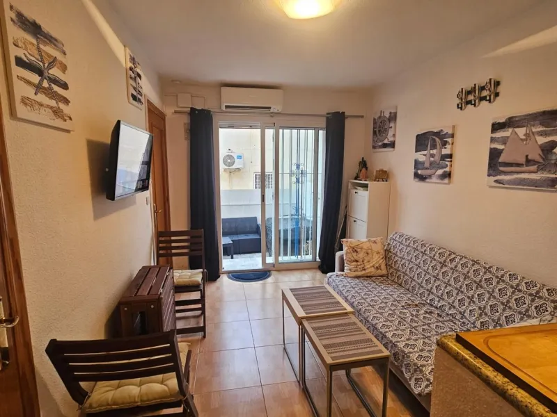 Cozy Renovated Bungalow in Lago Jardín, Torrevieja