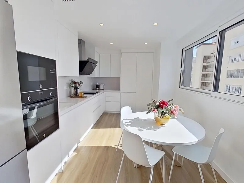 🌊 Exclusive luxury apartment on the seafront – Levante Beach, Benidorm 🌊