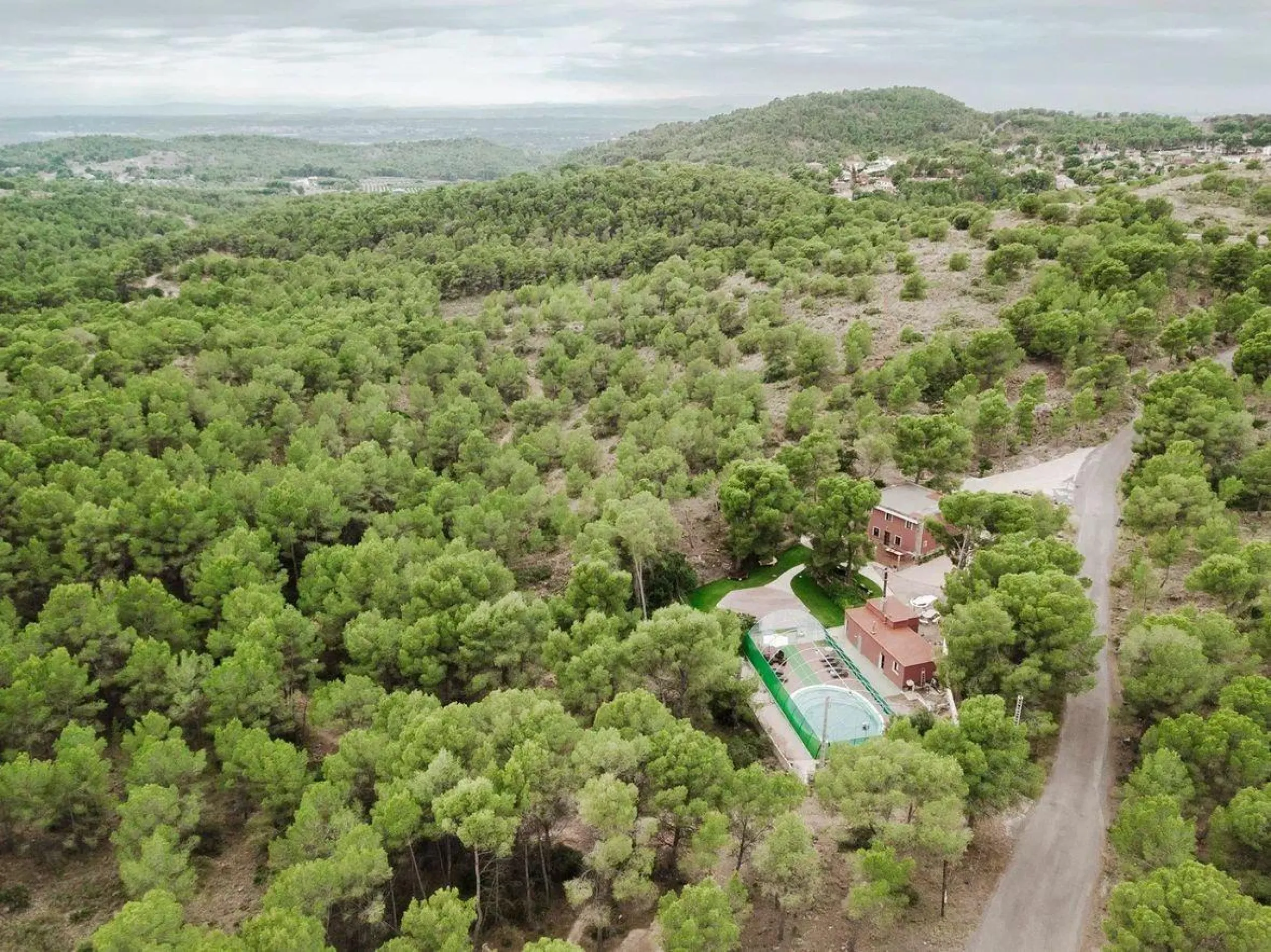 Premium bath & guest retreat in Serra Calderona Natural Park