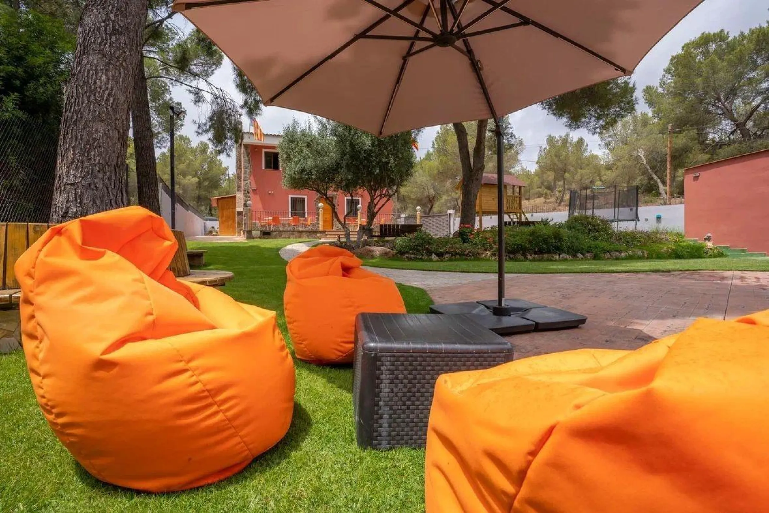 Premium bath & guest retreat in Serra Calderona Natural Park