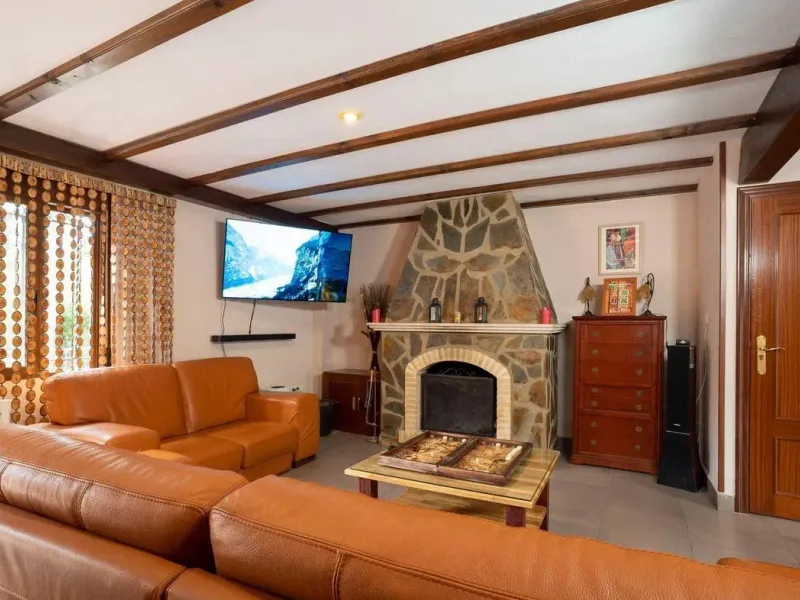 Premium bath & guest retreat in Serra Calderona Natural Park