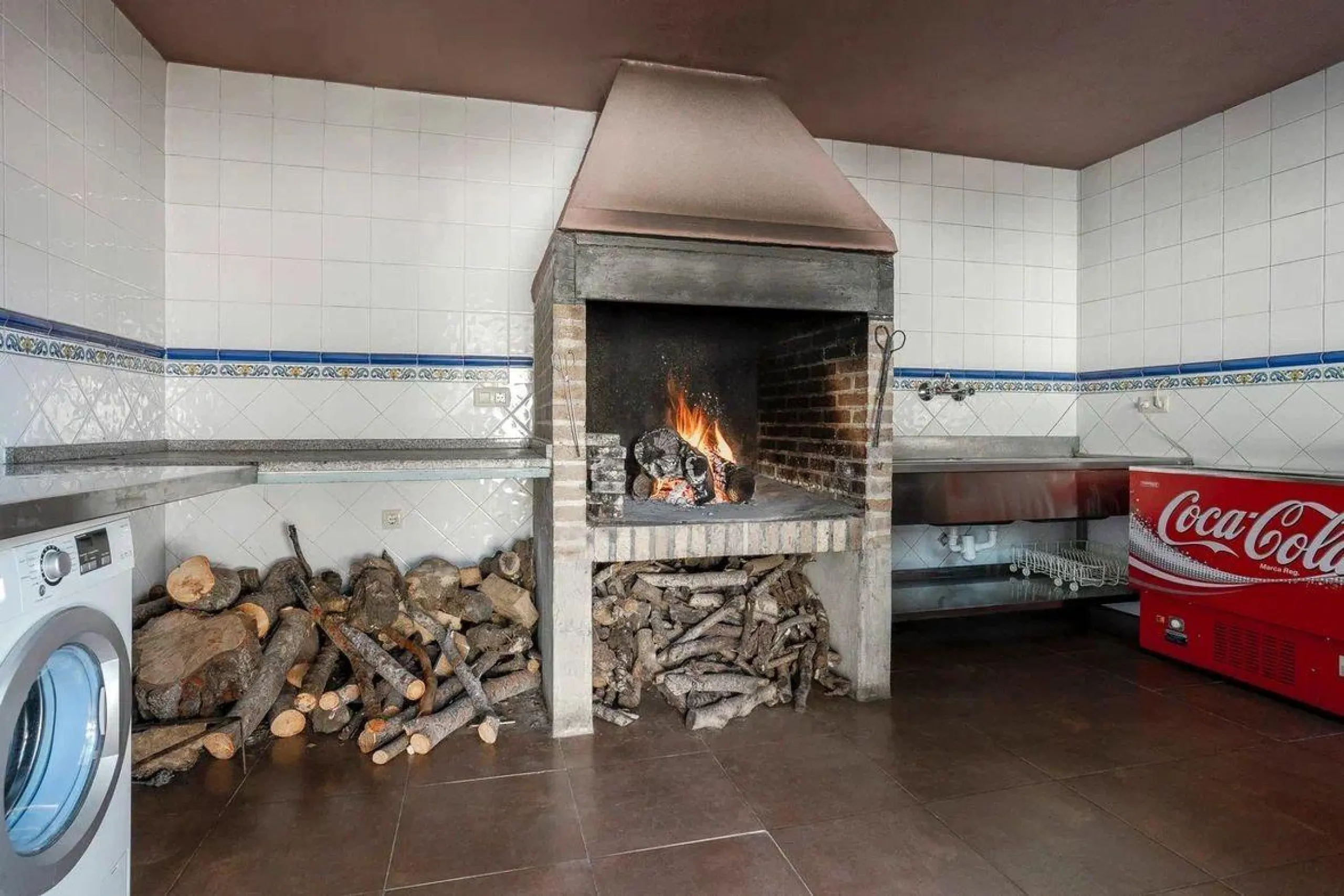 Premium bath & guest retreat in Serra Calderona Natural Park