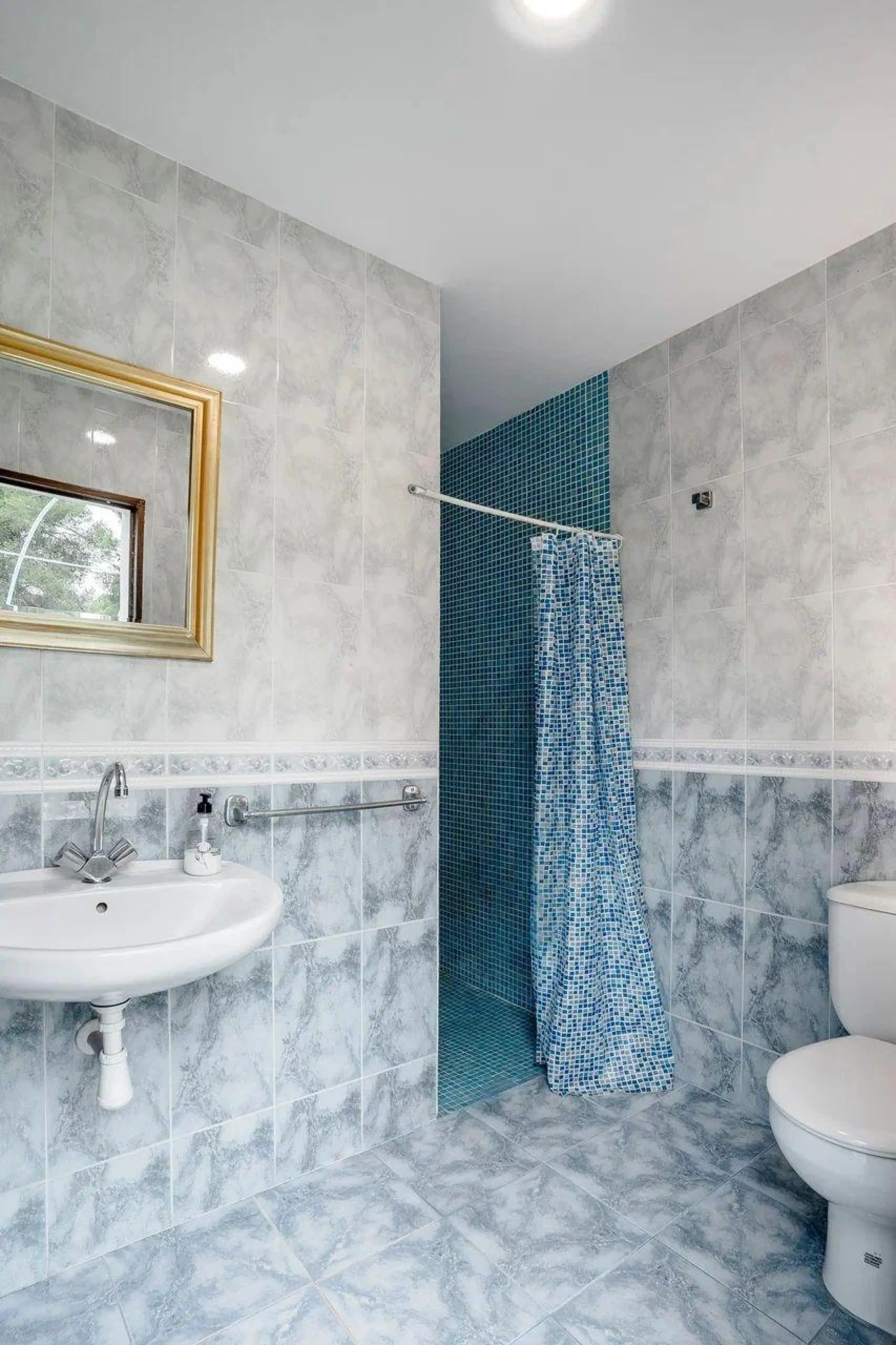Premium bath & guest retreat in Serra Calderona Natural Park