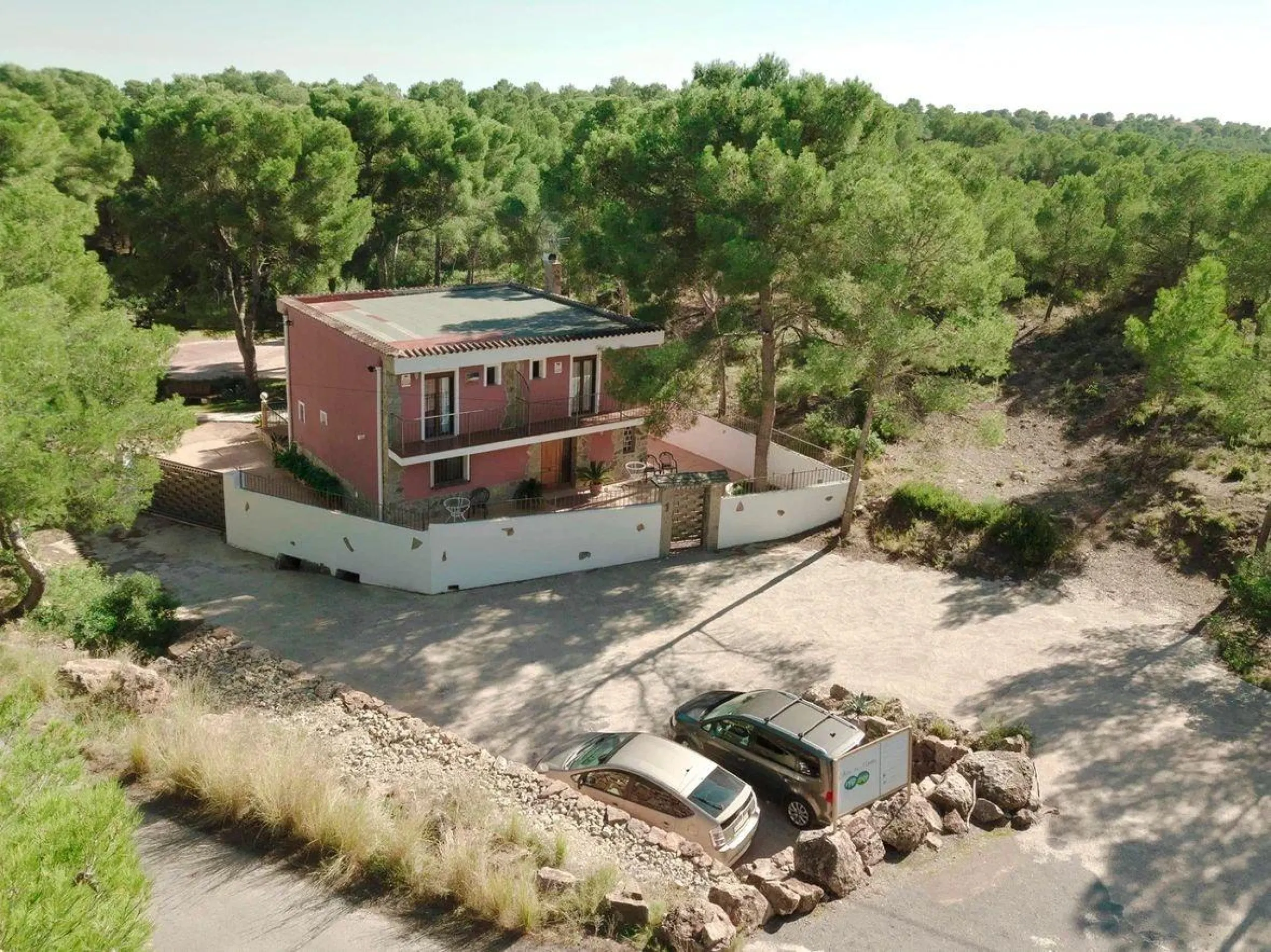 Premium bath & guest retreat in Serra Calderona Natural Park