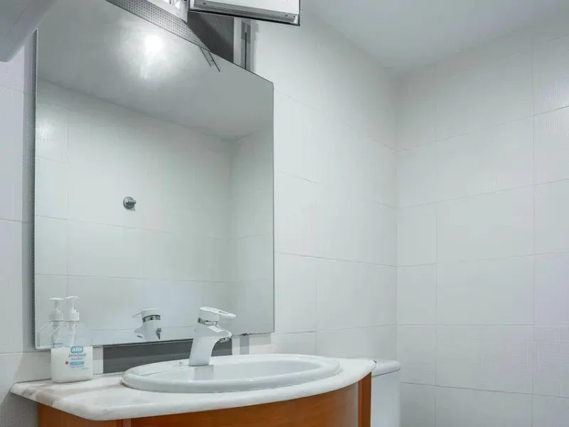 Premium bath & guest retreat in Serra Calderona Natural Park