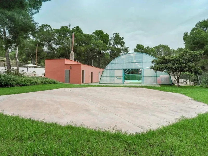 Premium bath & guest retreat in Serra Calderona Natural Park