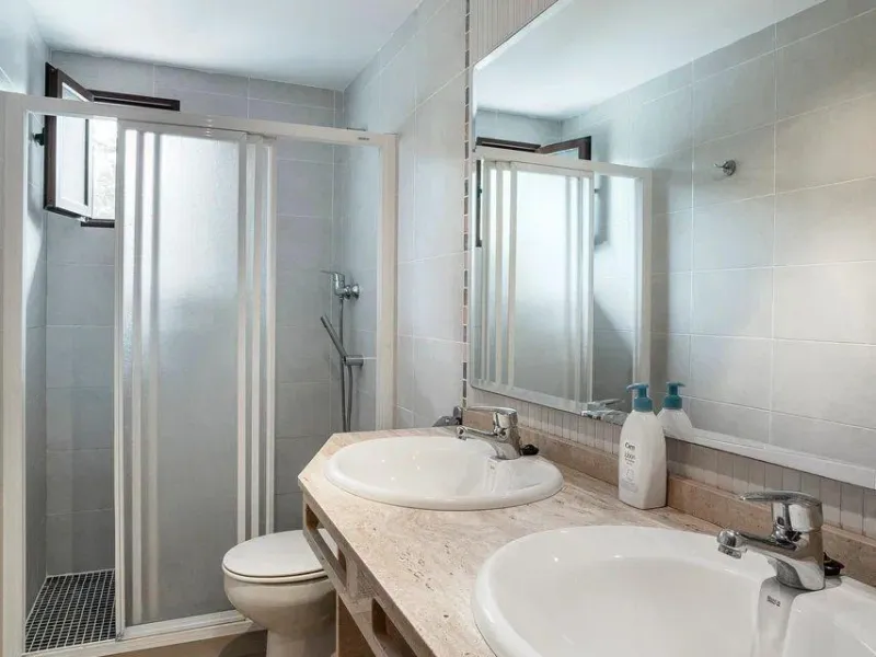 Premium bath & guest retreat in Serra Calderona Natural Park