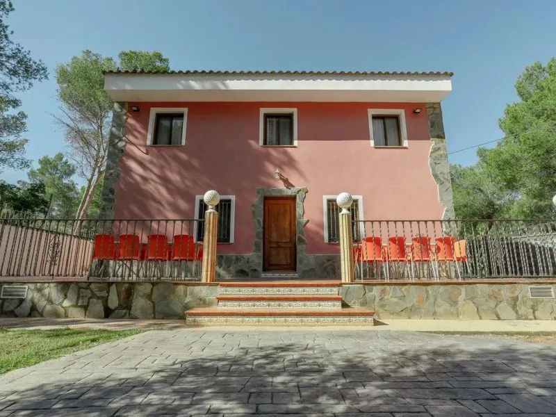 Premium bath & guest retreat in Serra Calderona Natural Park
