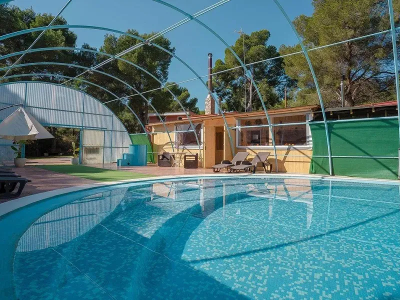 Premium bath & guest retreat in Serra Calderona Natural Park
