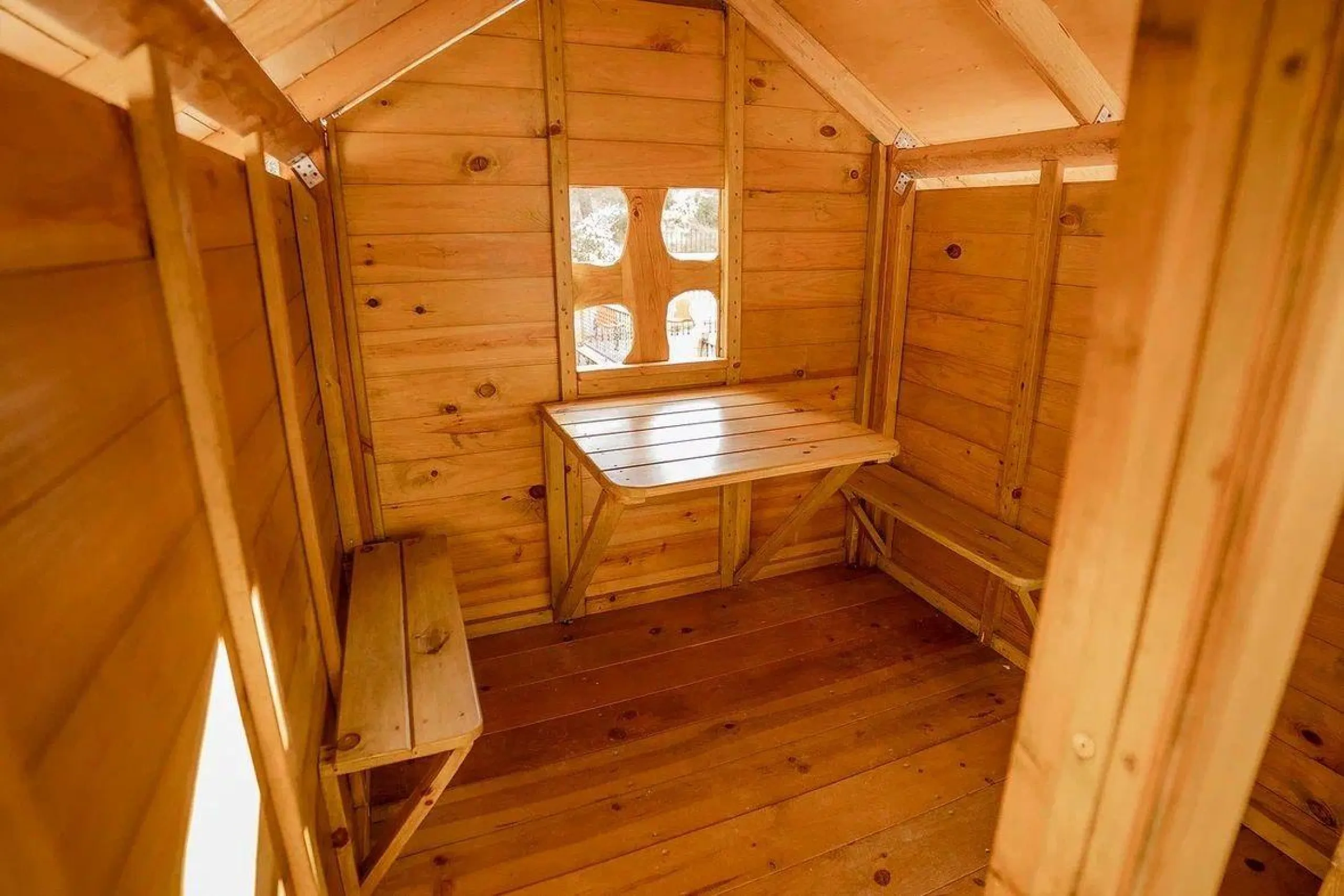Premium bath & guest retreat in Serra Calderona Natural Park