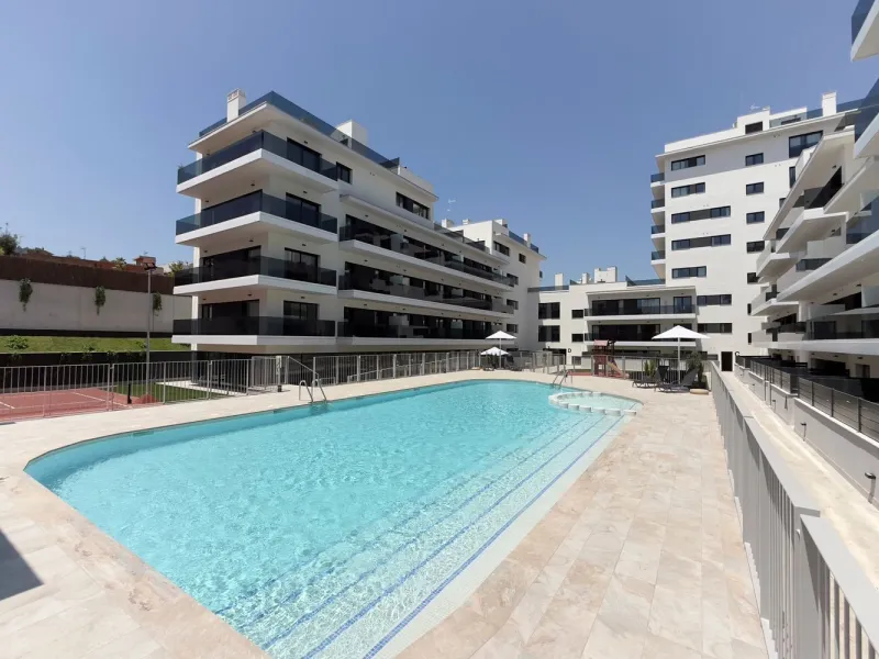New-build homes with terraces, pool and communal areas in Sant Boi de Llobregat, Barcelona