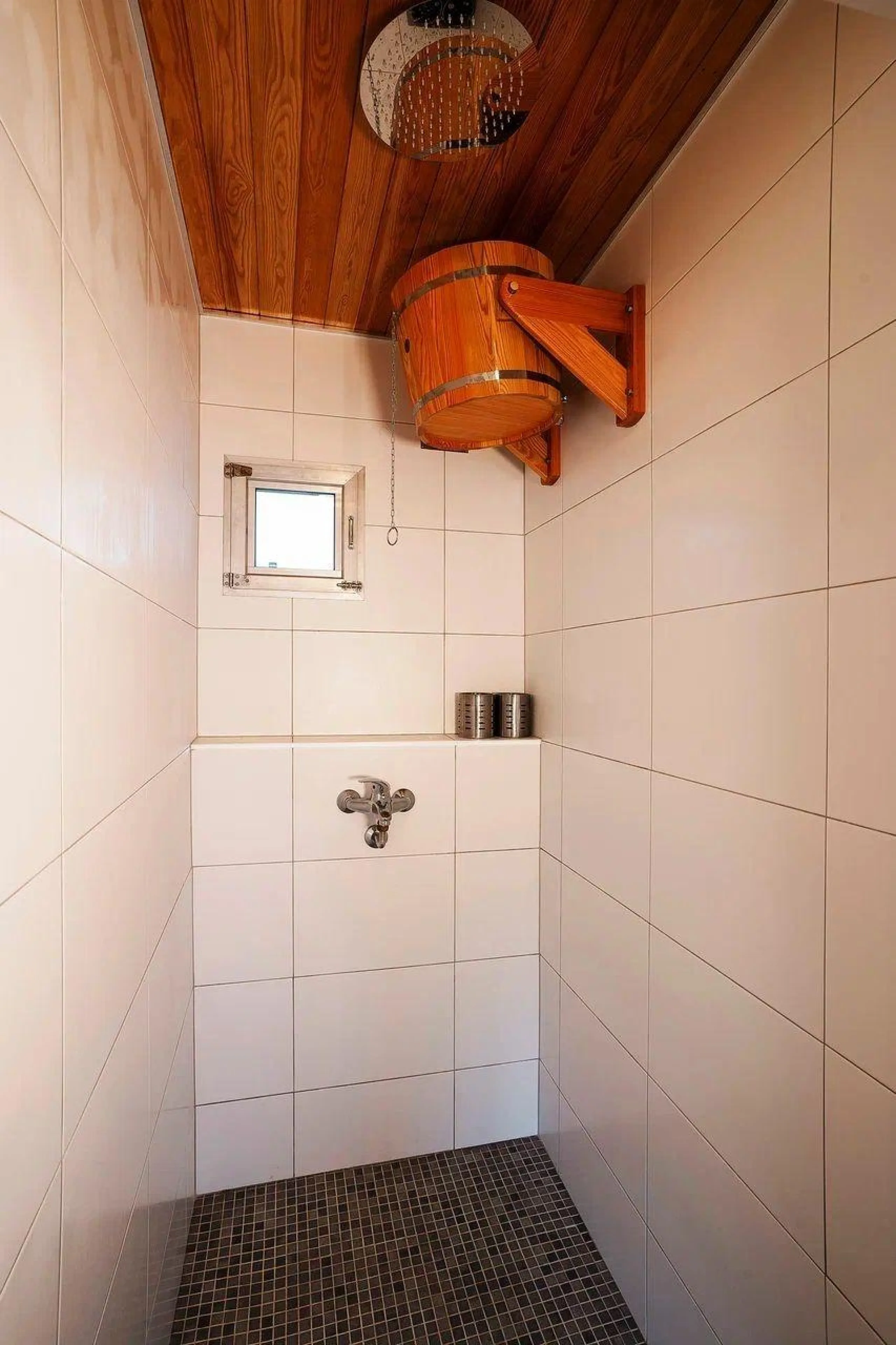Premium bath & guest retreat in Serra Calderona Natural Park
