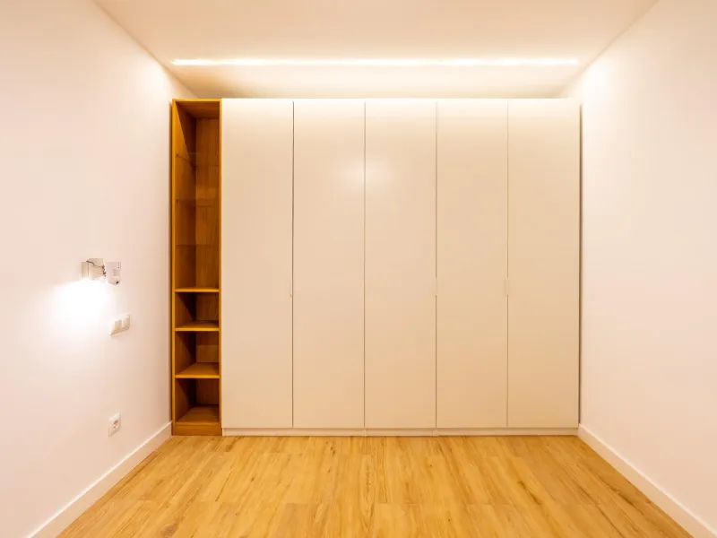 FULLY RENOVATED BRAND-NEW EXTERIOR APARTMENT IN LAVAPIÉS–EMBAJADORES, MADRID