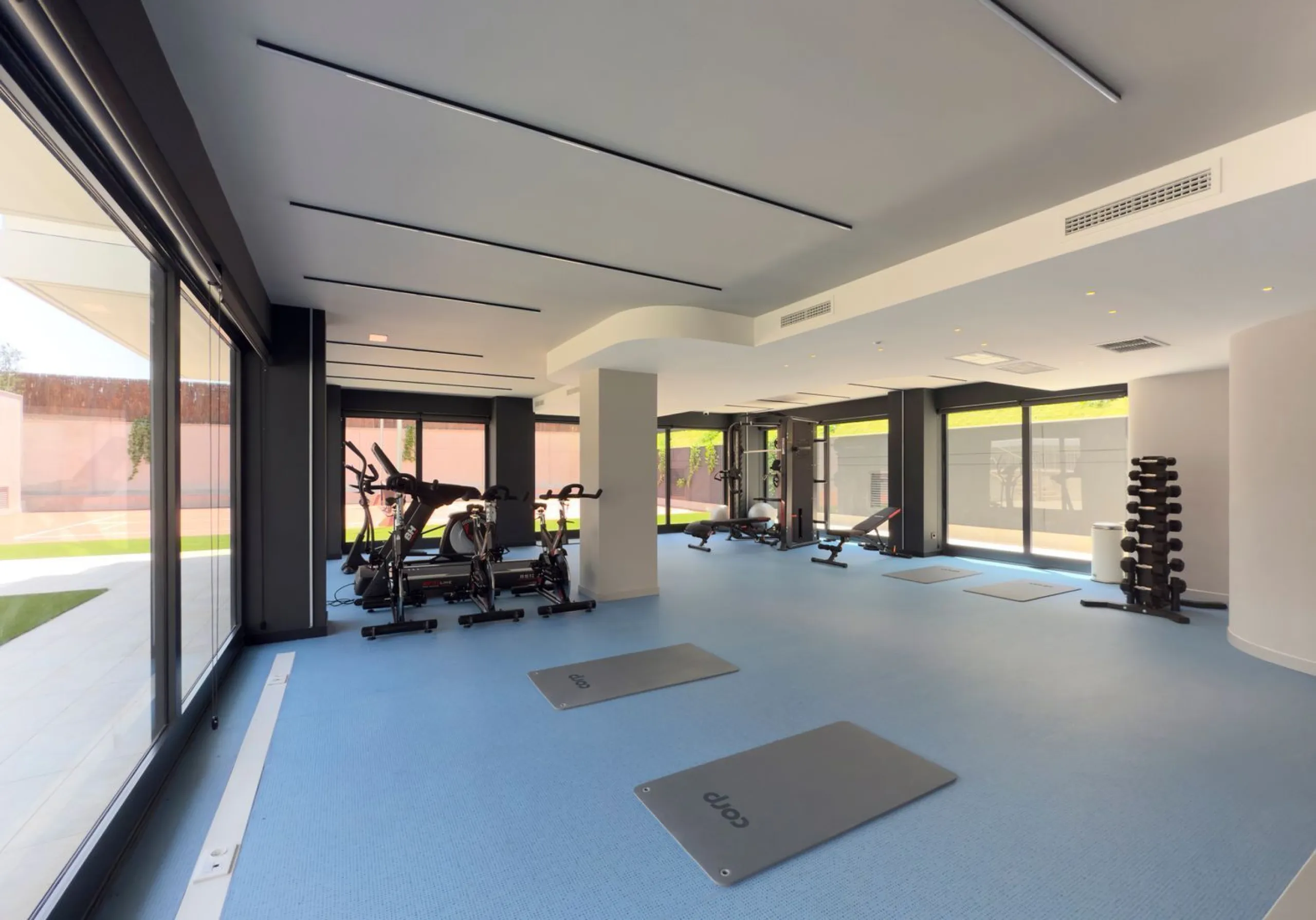 New-build homes with terraces, pool and communal areas in Sant Boi de Llobregat, Barcelona