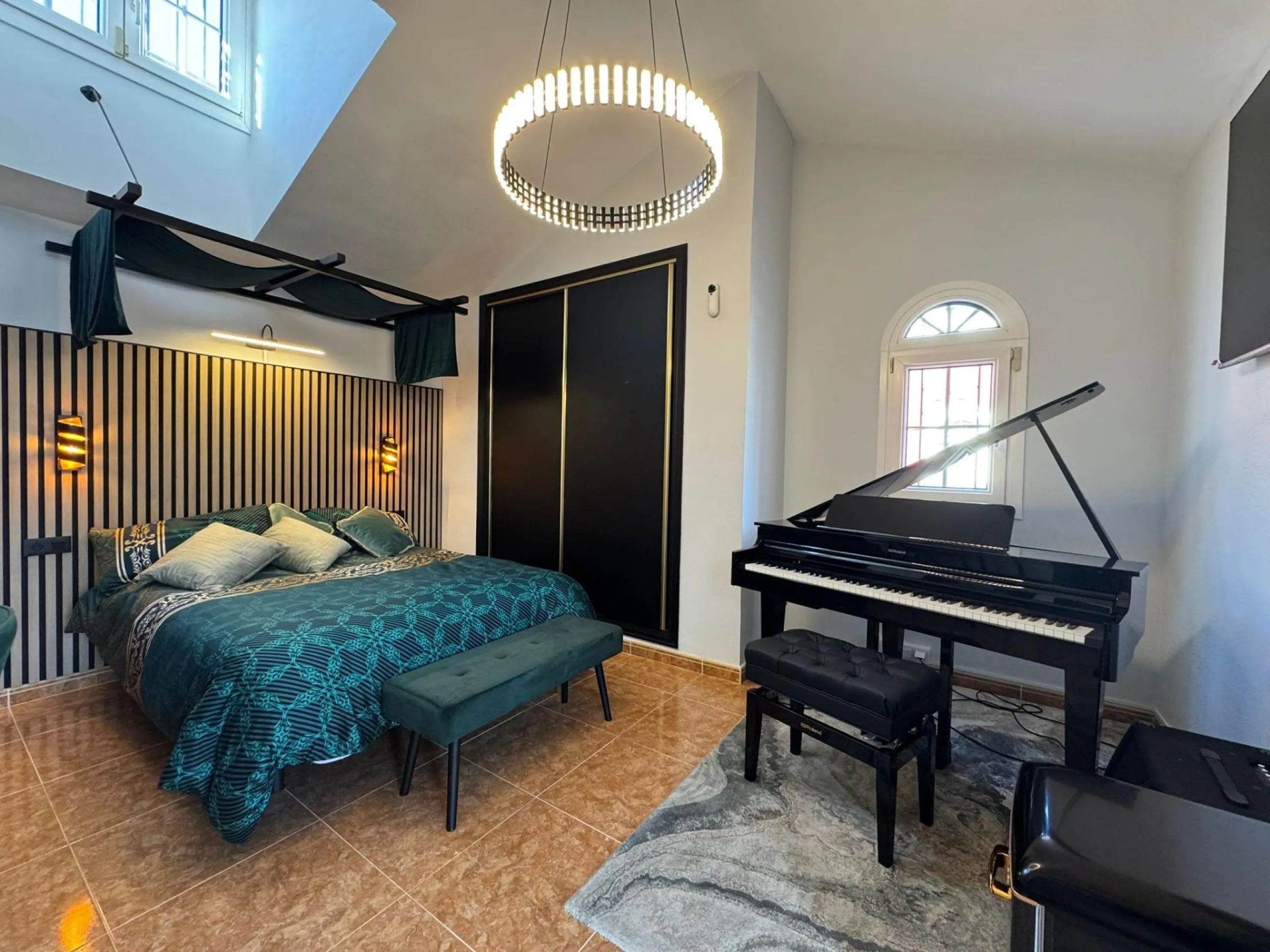 A spacious renovated terraced house in Orihuela Costa