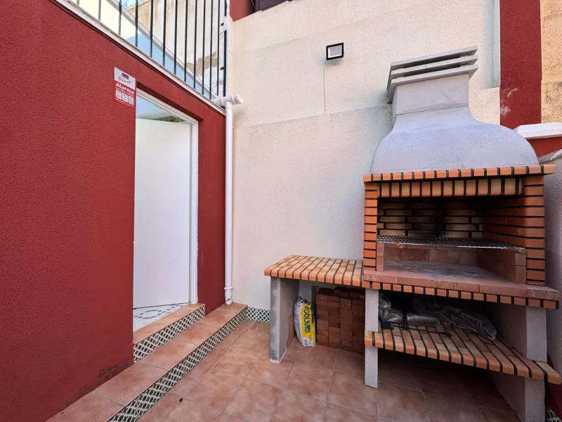 A spacious renovated terraced house in Orihuela Costa