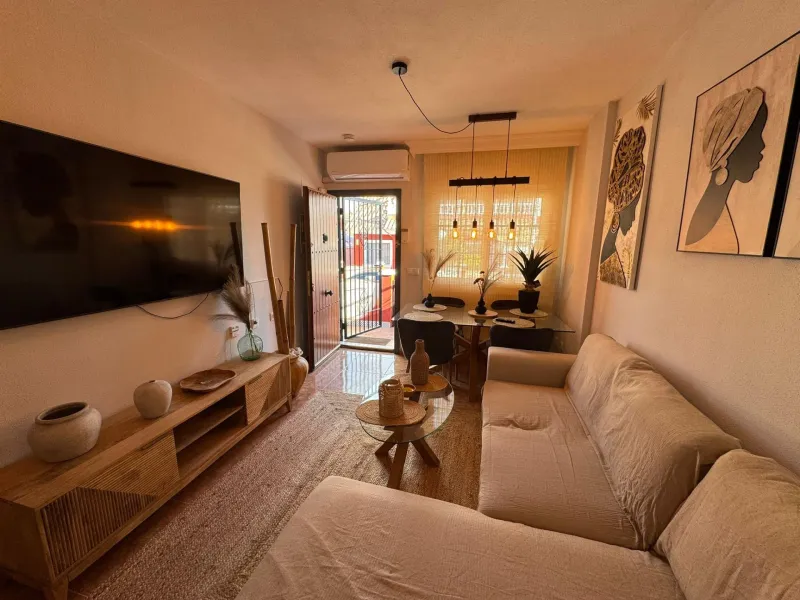 A spacious renovated terraced house in Orihuela Costa