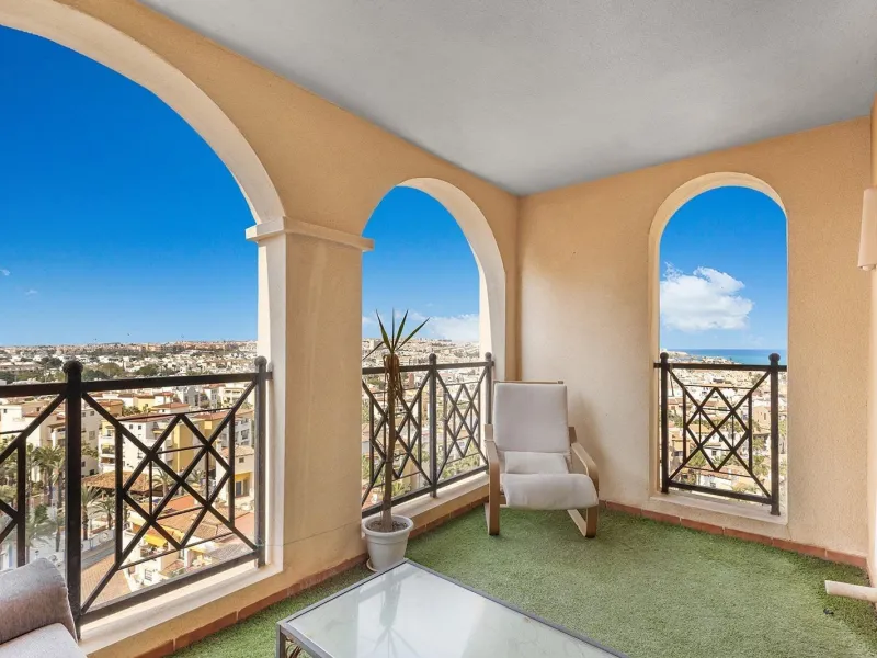 Charming Apartment in Torrevieja's Playa de los Locos