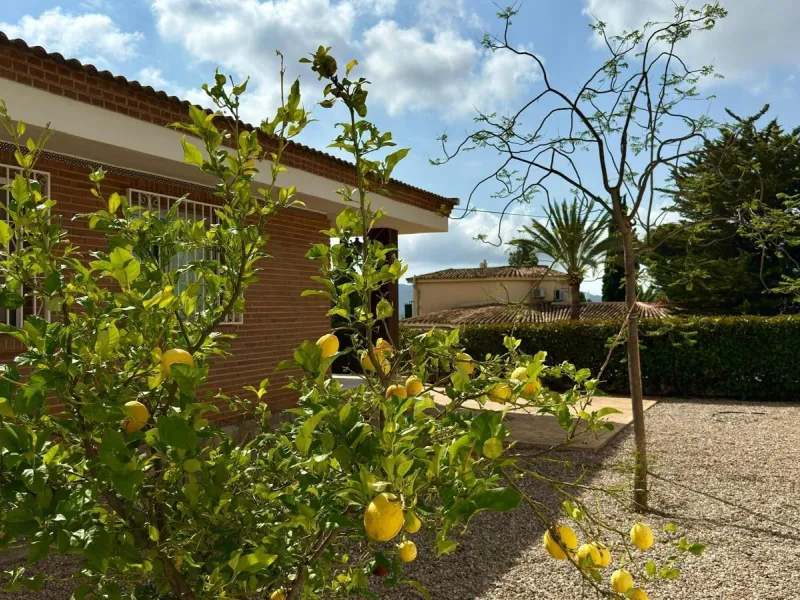 **EXCLUSIVE VILLA IN COBLANCA URBANISATION · BENIDORM 🌴🏡**