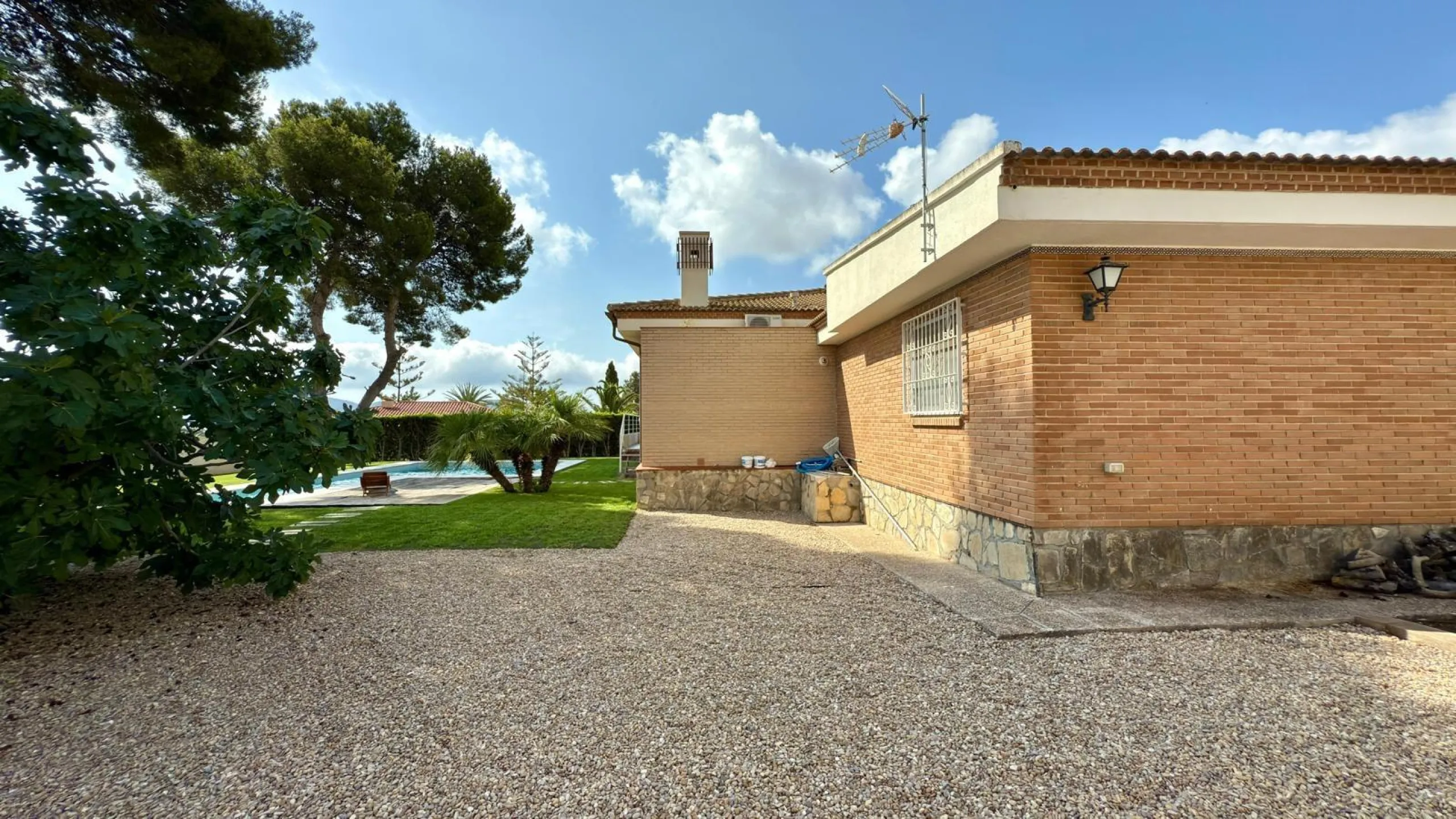 **EXCLUSIVE VILLA IN COBLANCA URBANISATION · BENIDORM 🌴🏡**