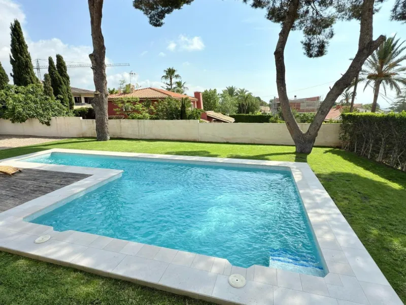 **EXCLUSIVE VILLA IN COBLANCA URBANISATION · BENIDORM 🌴🏡**