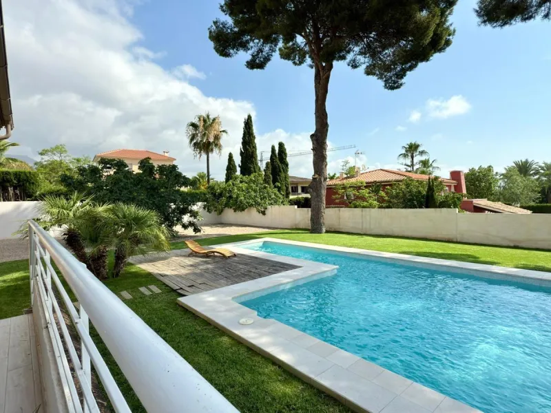 **EXCLUSIVE VILLA IN COBLANCA URBANISATION · BENIDORM 🌴🏡**